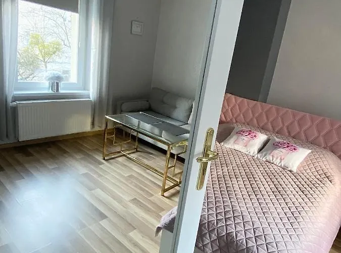 Glamour Przy Plazy, Z Parkingiem Prywatnym Апартаменты Сопот