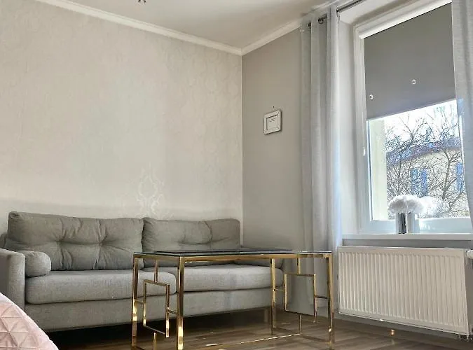 Glamour Przy Plazy, Z Parkingiem Prywatnym Сопот